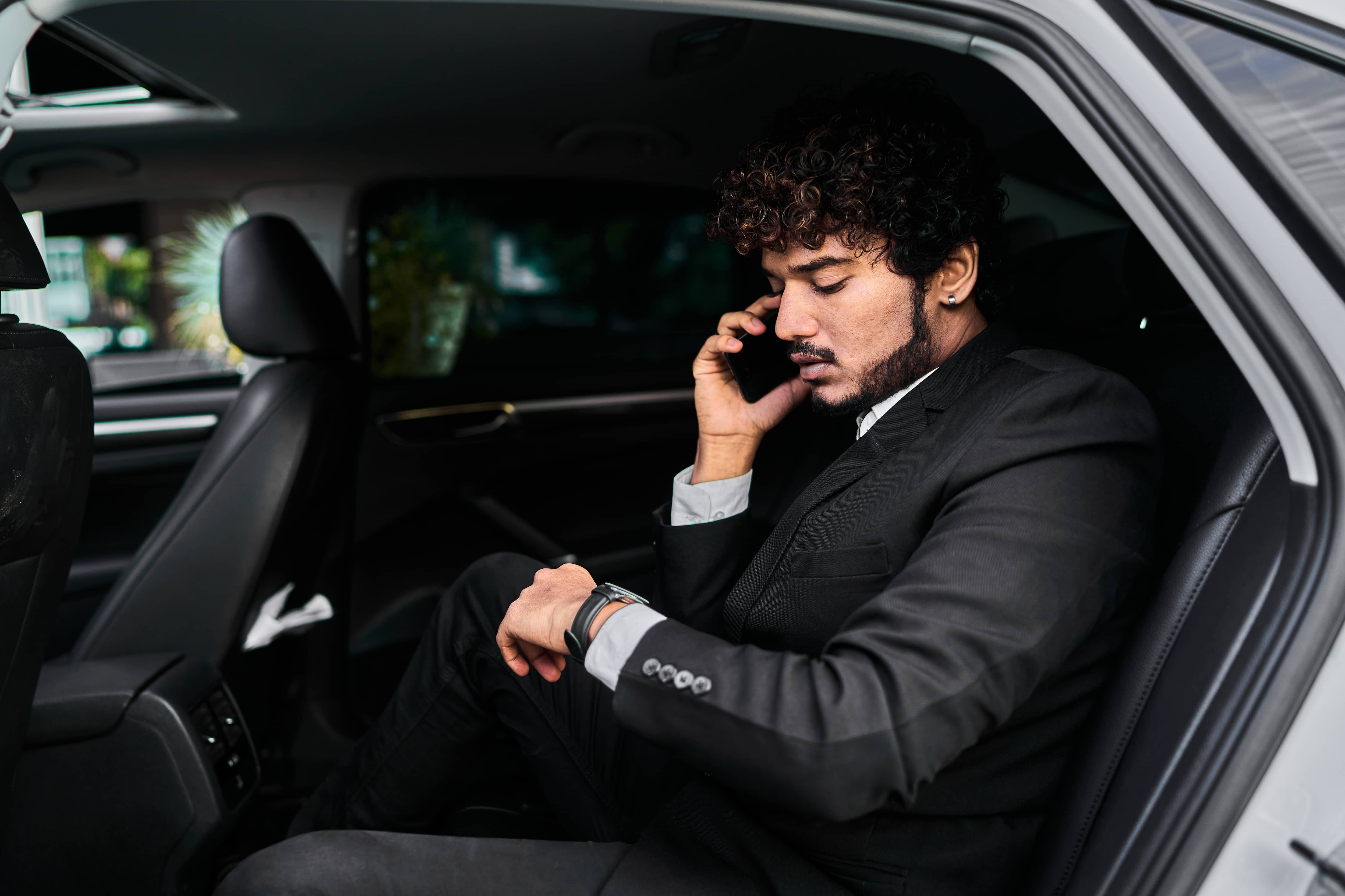 Private Chauffeur Services in Montreal: Everything You Need to Know